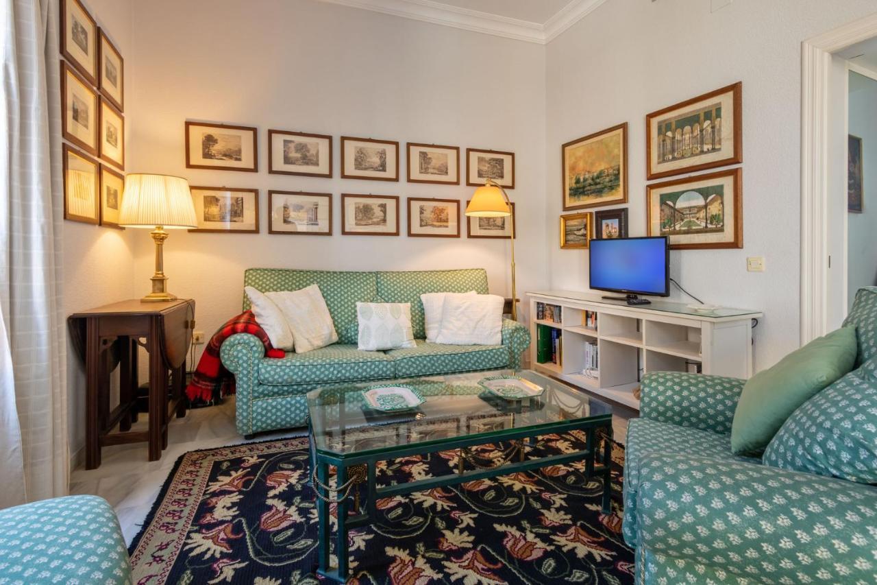 Holiday Apartment, 2 Pax, Historical Center Sevilla Bagian luar foto