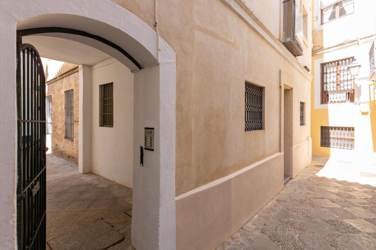 Holiday Apartment, 2 Pax, Historical Center Sevilla Bagian luar foto