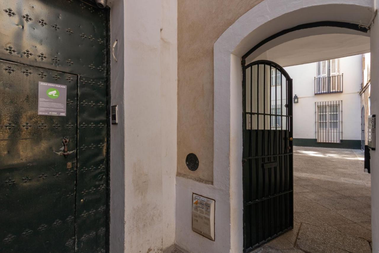 Holiday Apartment, 2 Pax, Historical Center Sevilla Bagian luar foto