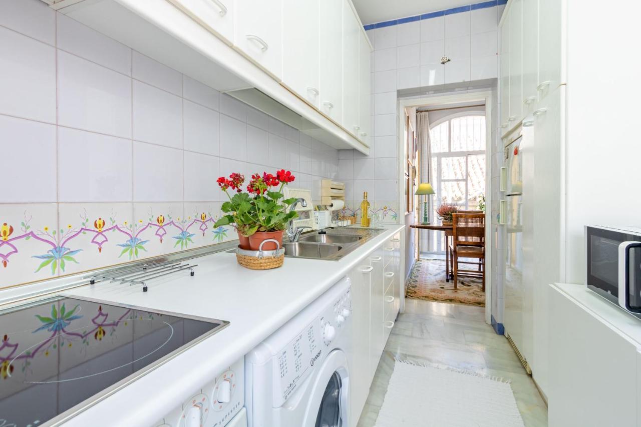 Holiday Apartment, 2 Pax, Historical Center Sevilla Bagian luar foto